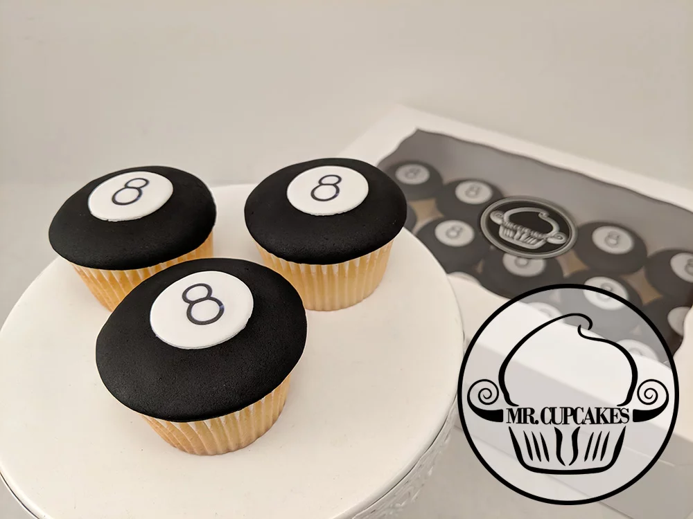 8 ball cupcakes